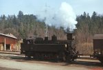 Anfang April 1975 rangiert 93 1426 im Bahnhof Zwettl