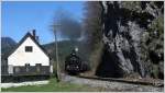 93.1420 fährt durch das frühlingshafte Traisental, von St.Pölten nach Markt St.Aegyd. 
Hohenberg 19.4.2015