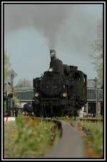 97.208 bei Pendelfahrten im Heizhausgelnde Strasshof anlsslich der Saisonerffnung am 23.4.2006