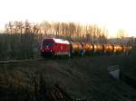 2016 069-3 fhrt mit G68807 in der abendlichen Sonne Richtung Wels; 080211