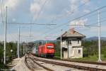 2016 083 mit einem Containerzug am 07.06.2014 in Prestranek.