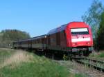 2016 075-0 fhrt mit R5990 in den Bhf. RIED i.I. 070416