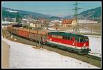 2043 010 fährt am 24.02.2003 mit G55563 bei Preblau - Sauerbrunn durchs Lavanttal.