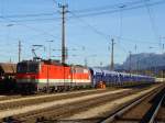 1044 107-1 und 2043 076-5 mit Schoderzug in Wrgl.