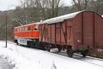 RBAHN 2050.09 am 03.Dezember 2017 auf der Kaltenleutgebener Bahn als Nebenfahrt von Liesing nach Waldmühle beim Km 3,6.