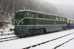 Bei heftigem Schneetreiben wartet GEG 2050.05 am 31.Mrz 2013 mit der Nebenfahrt SR 14574 in Waldmhle auf die Abfahrt nach Liesing.