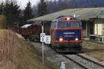 RBAHN 2143 062-5 am 22.Februar 2019 mit dem SLGAG 97423 (Ernstbrunn - Zellerndorf - Laa/Thaya - Mistelbach) in Wetzleinsdorf.