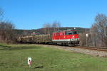 Die 2143 030 hier kurz hinter Enzesfeld-Lindabrunn am 28.3.2017 mit dem VG76167.
