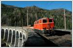 2143 035 im Bauzugeinsatz am Semmering, aufgenommen am 10.4.2008 bei der Querung der Kalten Rinne.