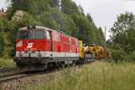 2143 033 mit Arbeitszug in Steinhaus am 7.07.2015.