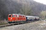 NLB 2143 070-7 am 23.März 2018 mit Sonderzug Waldmühle-Rosenburg in der Ladestelle Waldmühle.