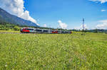 Nachschuss von 5022 032-4 und 5022 026-6  Rosental  nahe Görtschach-Förolach.
Unterwegs waren die Beiden als S4 4814 von Hermagor nach Villach Hbf.
Aufgenommen am 3.6.2017.