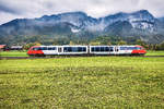 5022 024-1  ARNOLDSTEIN Dreiländereck  fährt als S4 4817 (Villach Hbf - Hermagor) bei Nötsch vorüber.