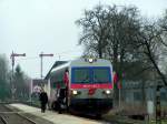 5047 087-1 macht als R5813 Halt in Mauerkirchen;090331