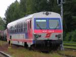 5047 066-5 wird am Bhf. RIED i.I. mit  Fremdenergie  versorgt 2005-08-15