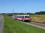 Der 5047 073 und ein Weiterer als REX nach Braunau am 17.08.2014 unterwegs bei Köstendorf.
