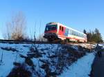 5047 077-2 (als R3477) und der alte Mann, entlang der Hausruckbahn; 160122