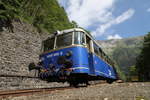 Der Lärchkogel mit 1385 Metern Seehöhe thront über dem Bahnhof Erzberg   5081.565 , einer der vier Betriebsbereiten und auch an diesem Tag verkehrenden Triebzüge wartet auf die