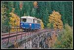 5081 565 am Weiritzgrabenviadukt nächst dem Bahnhof Erzberg am 13.10.2002.