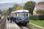 ÖSEK 6645.02 als letztes Fahrzeug des SR 16444 (Wieselburg/Erlauf - Scheibbs) am 21.Oktober 2017 im Bahnhof Purgstall.