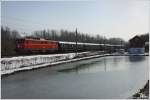 1010.03 fhrt mit dem Majestic Imperator als SDZ 14370 von Wien FJbf nach Korneuburg. 
Kritzendorf 17.2.2013