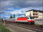 Sofort nach der Ankunft als Lokzug in Knittelfeld bespannten die zwei 1014ener aus Wien den Messzug bestehen aus dem Messobjekt und dem Messwagen.