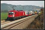 1016 037 mit einer  Rollenden Landstraße  bei St.Lorenzen bei Knittelfeld am 16.10.2001.