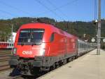 Die BR 1016 017-4 mit einem OEC auf dem Weg zum Feldkirch. (Kufstein den 29.09.2007)   