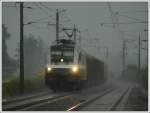 1016 034 mit einem Gterzug nach Zeltweg bei der Durchfahrt in Spielberg am 2.7.2008.