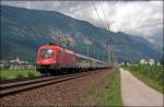 Nachdem am 07.07.2008 der OEC 569  Bernard Ingenieure  nach Wien bespannt wurde, ist 1016 015, sieht durch die andere Position der Wortmarke etwas komisch aus, mit dem OEC 162  TRANSALPIN , Wien Westbahnhof - Basel SBB, nach Buchs(SG) unterwegs. (08.07.2008)
