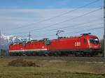 Hier die Ex-Wiener Stdtische - zuvor mit 46660 nach Buchs - mit 2 1144er als Lz 88711 nach Bludenz ( 19.3.2010 )