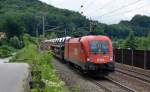 1016 042 zog am 07.07.12 einen langen Autozug durch Salzburg Kasern Richtung Wien.