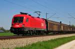 Die 1016 047 der ÖBB mit einem Güterzug bei Übersee am 05.05.14