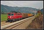 1042 009 mit G56613 zwischen Kraubath und Fentsch - St.Lorenzen am 16.10.2001