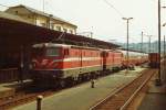 1043.003+002 mit EC-13 im Hbf.Salzburg am 17.6.90