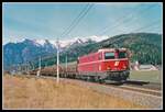 1044 014 mit Güterzug bei Traboch am 12.11.2002.