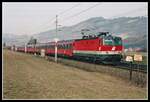 1044 065 mit IC532 bei Leoben am 15.03.2002.