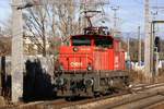 ÖBB 1063 036-8 am 24.Dezember 2019 bei der Haltestelle Haidestrasse.