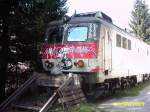 Die Graffitiebesprhte Lokomotive der Reihe 1110 am 12.8.03 in Bludenz