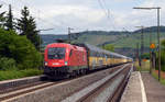 1116 177 schleppte am 12.06.17 einen Altmann-Zug durch Himmelstadt Richtung Würzburg.