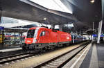 1116 179-3, wartet in Wien Hbf, am Zugschluss des D 624 (Wien Hbf- Linz Hbf), auf die Abfahrt.