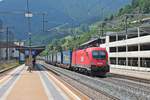 Nachschuss auf 1116 265, als diese am Morgen des 03.07.2018 einen  LKW Walter -KLV, welcher von 1116 172 und 1116 175 bespannte wurde, durch den Bahnhof von Matrei am Brenner in Richtung Steinach in