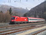 Am 4.3.2018 konnte ich den ÖBB Taurus 1116 054 mit einem Euro City in Geislingen an der Steige ( Deutschland ) Fotografieren.