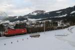 1116 102 mit einem Gterzug in Fieberbrunn (05.01.2008)