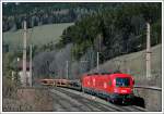 1116 266 an der Spitze dieses Autoleerzuges am 30.3.2008 bei der Ausfahrt aus Breitenstein.