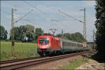 Wenige Minuten spter folgt die Schwesterlok 1116 039 mit dem IC 87  TIEPOLO , Mnchen Hbf - Venezia Santa Lucia, zum Brenner.