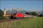 Im herrlichen Abendlicht des schnen 10.07.2008 konnte die 1116 179 mit dem OEC 161  VORALBERG , Zrich HB - Wien Westbahnhof, vor dem Kloster Raisach abgelichtet werden.