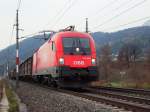 BR 1116 092 mit GZ in Richtung Wrgl bei Terfens-Weer am 18.11.2008