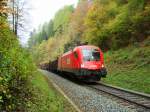 BR 1116 168 mit niedlichem GZ oberhalb Braz am 16.10.2008