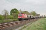 1116 233-6 ITL Taurus mit Kesselwagen am 22.04.2009 kurz vor berquerung des Mittellandkanals bei Peine